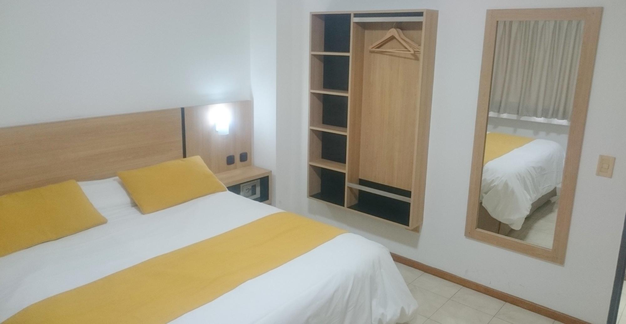 Premium Aparthotel Mendoza